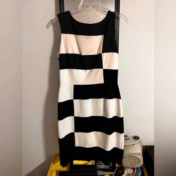White House, Black market black and white color black dress. Original price 150. - Picture 1 of 1